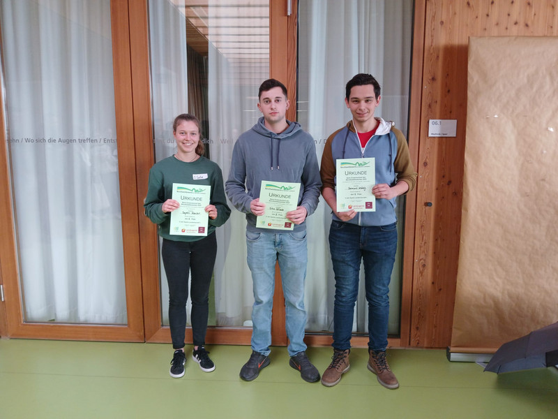 von links nach rechts: Sofie Hauser (2. Platz, L3LW), Silas Schanz (3. Platz, L2LW) und Samuel König (1. Platz, L3LW)