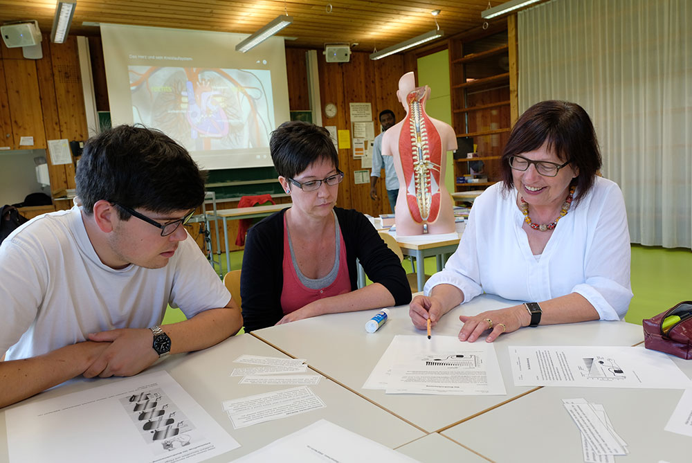 Pflegefachfrau Pflegefachmann Hilde Domin Schule